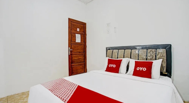 Номер Deluxe RedDoorz Syariah Near RSUP Dr M Djamil Padang