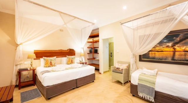 Трёхместный номер Classic Bayete Guest Lodge