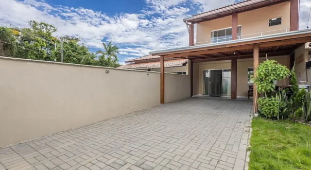 Casa 2Q c\/ churrasq. próx da praia JCA0001