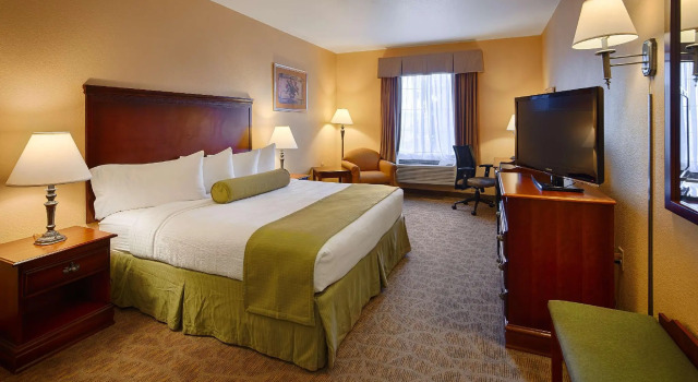 Номер Standard Best Western Plus Executive Hotel & Suites