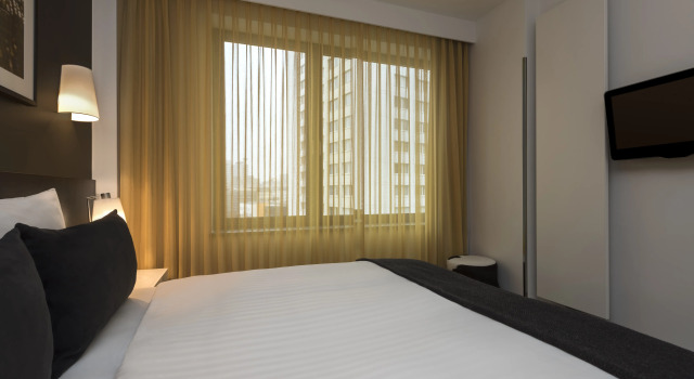 Adina Apartment Hotel Berlin Hackescher Markt