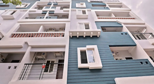 SilverKey Executive Stays 30842 Kattigenahalli, Varaa Hotelli Hotellit Bangalore pysäköinnillä, Pysäköinti