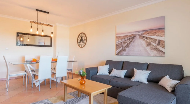 T2 Duplex Mar à Vista, Забронировать Отель Отели Портиман с парковкой, рядом с Пляж Кареануш, Парковка