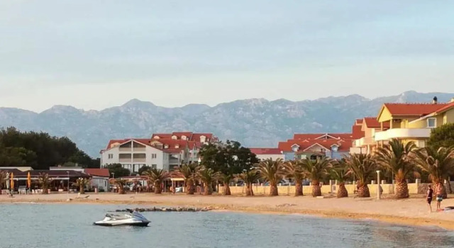 Апартаменты Apartments by the sea Povljana, Pag - 21144