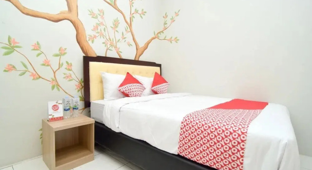 OYO 1040 Ace Hotel