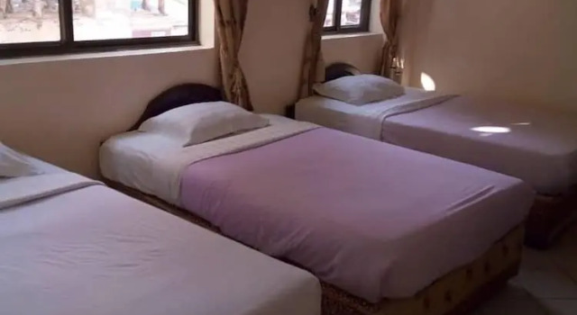 Deluxe triple chambre Rich Hotel