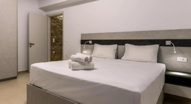 Achlia Beach Villa