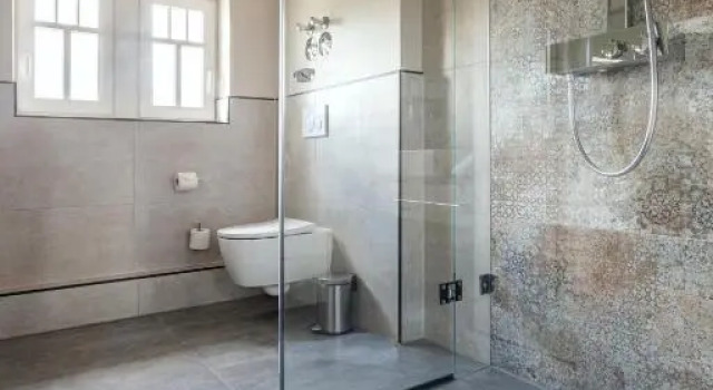 Полулюкс Deluxe Hotel & Restaurant Rödersaal