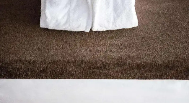 Двухместный номер Superior с видом на бассейн Oktober Downtown Boutique Hotel