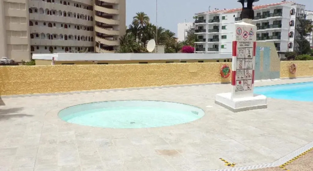 Апартаменты Apartamentos Los Juncos II