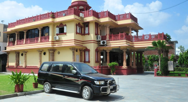 Hotel Siddhartha Palace, Rezerwuj Hotel Hotele w Gujarat ze śniadaniem, Śniadanie