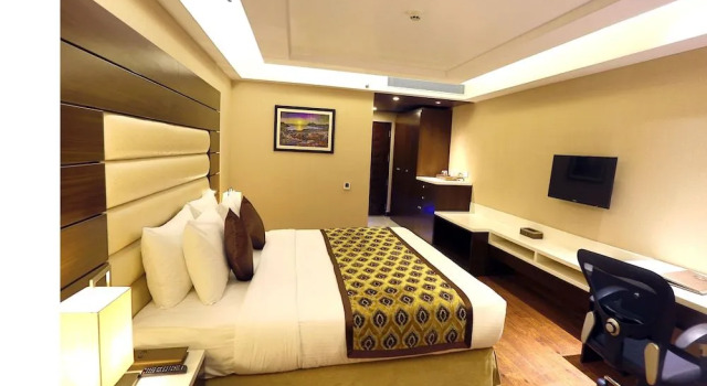 Ranjee's Hotel