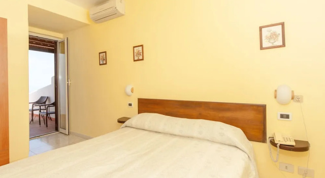Двухместный номер Standard с балконом и с видом на море Hotel Ape Regina