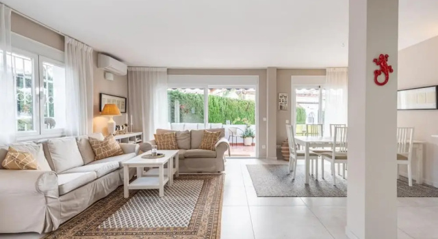 Sol y Paz 3 Family Apartment With Great Location, Забронировать Апартаменты/квартира Отели Марбелья с парковкой, рядом с Casino Marbella, Парковка