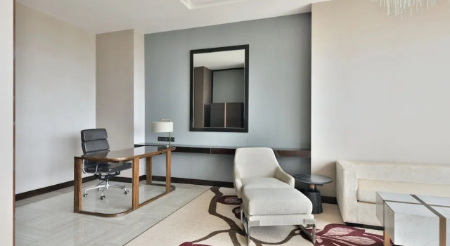 Номер Standard Sheraton Colombo Hotel