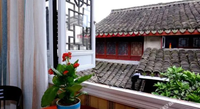 Wu Town Shuimo Xianting Zhi Zhuyuan Xiaozhu Inn(乌镇水墨闲庭客栈), Prenota Hotel Jiaxing Zhejiang