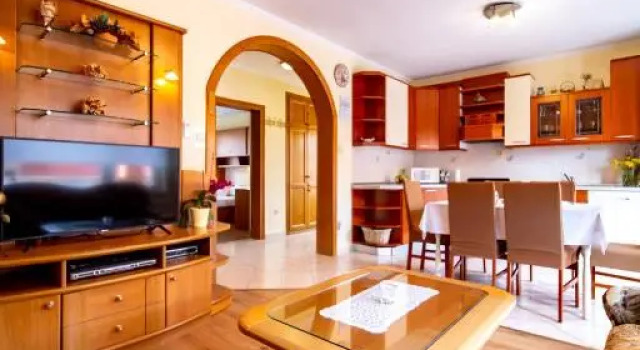 Kastell Apartments, Prenota Appartamento Lopar 