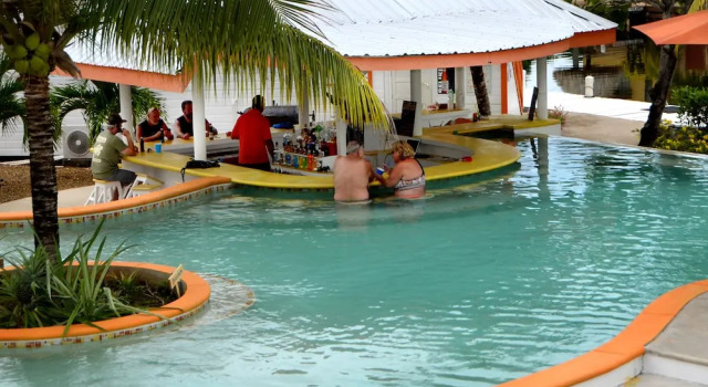 Номер Economy SailFish Resort