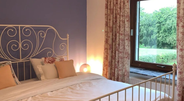Cozy Holiday Home for 8 in Bullingen, Забронировать Дом для отпуска Бюллинген 