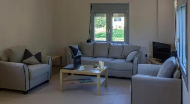 Perivoli House B