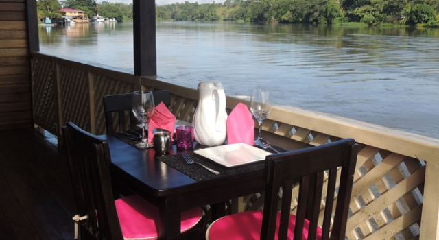 Hotel Luna Del Rio, Забронировать Отель Эль-Кастильо-де-ла-Консепсьон Rio San Juan Region