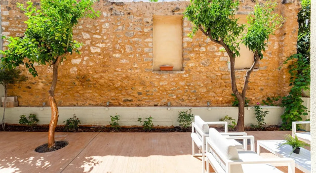 Апартаменты Kalamata Cosy Haven Hidden Gem In the City Center