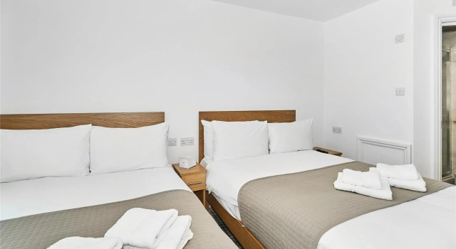 Трёхместный семейный номер Standard Best Western Greater London