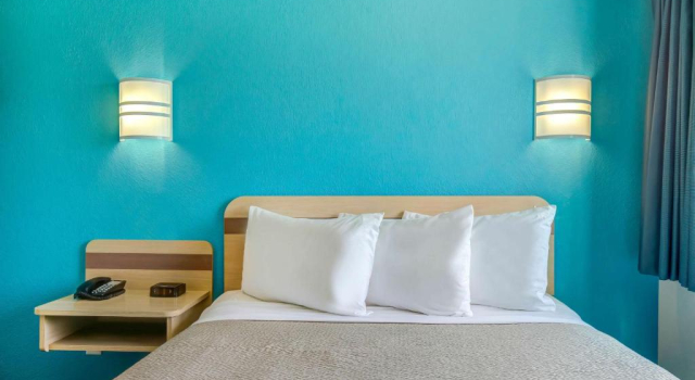 Двухместный номер Standard Motel 6-Grande Prairie, AB