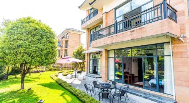 Tengchong Yunzhishang·Cloud Chain Century Jieming Hotel, Rezerwuj Hotel Tengchong Yunnan