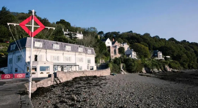 Gazelle Hotel, Забронировать Отель Менай-Бридж Anglesey