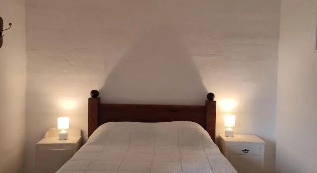 Коттедж Stylish and characterful townhouse - views, A/C