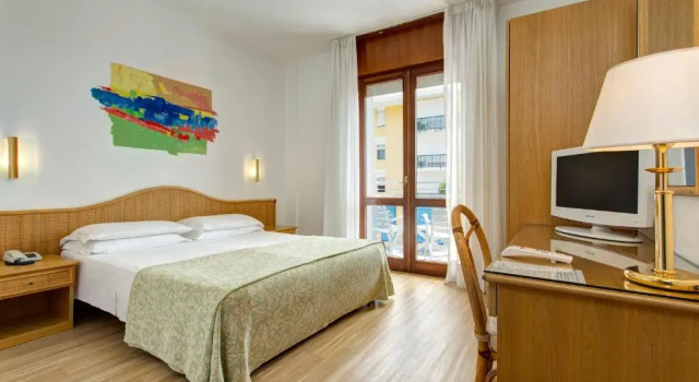 Двухместный номер Standard Hotel Croce Di Malta