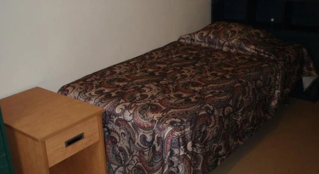 Royal Victoria College Residence, Rezervasyon Otel Plateau Mont Royal Montreal, Complexe Desjardins yakınında