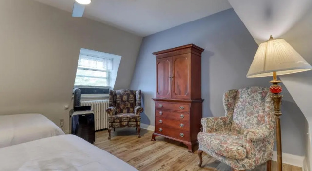 Пятиместный семейный номер Standard Hochelaga Inn