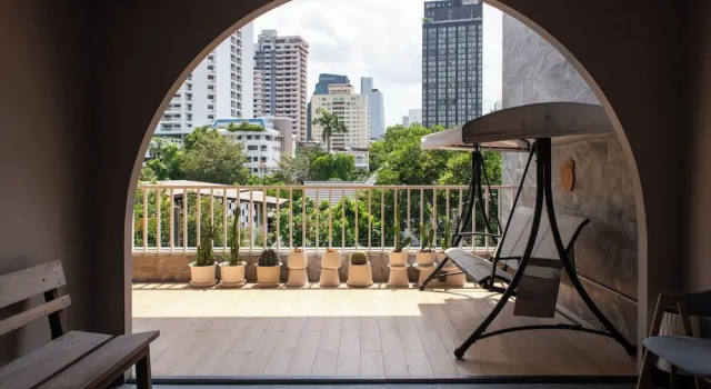 Shizuka House - 500m walk to BTS Phrom Phong, Забронировать Отель Отели Бангкока 3 звезды, рядом с 9:53 Art Mall, 3*