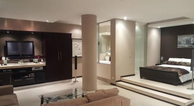 Апартаменты Superior 1603: Franklin Luxury Apartments