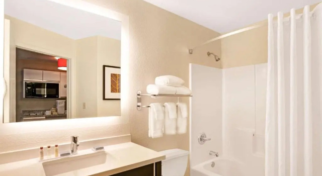 Люкс MainStay Suites Raleigh - Cary