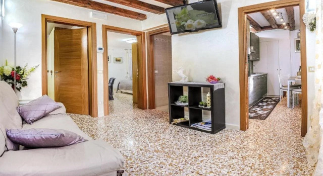Venice Dream House Figaro
