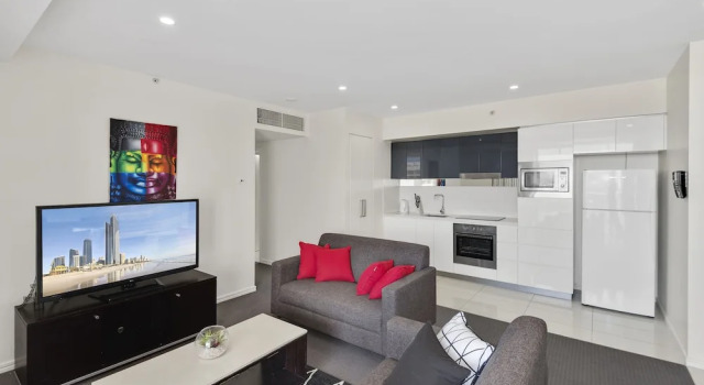 Апартаменты с 2 комнатами с видом на город H Star Residences-- Paradise Stayz