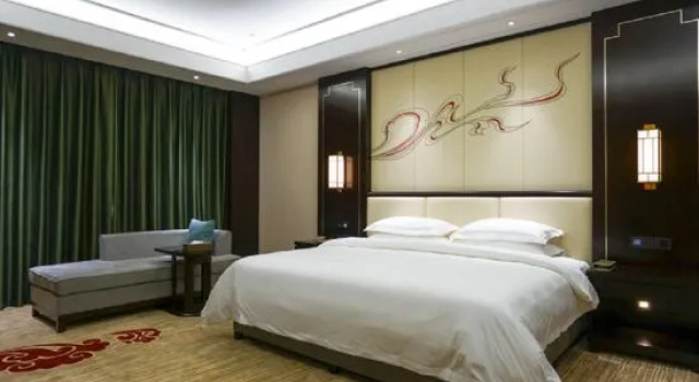 Люкс Deluxe Tianhe Hotel