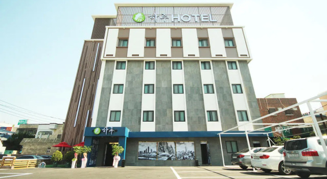 Haru Hotel, Забронировать Отель Кимхэ Кёнсан-Намдо, рядом с Daeseongdong Ancient Tombs