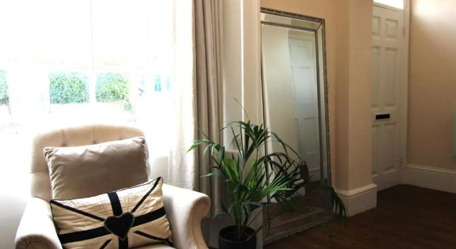 Апартаменты Sterling House @ Short Stays