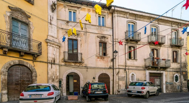 Amazing Apartment in Sulmona With 3 Bedrooms, Book Apartment Sulmona 