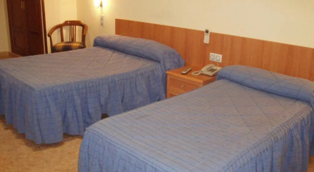 Трёхместный номер Standard Apartahotel Los Hermanos