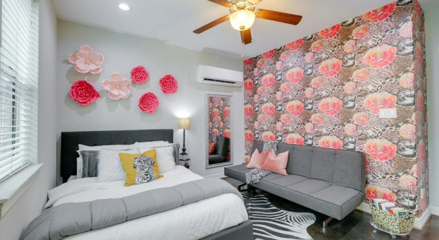 Houston Vacation Rental ~ 1 Mi to Downtown!, Забронировать Апартаменты/квартира Хьюстон Texas Gulf Coast, рядом с Станция хьюстонского скоростного трамвая Preston