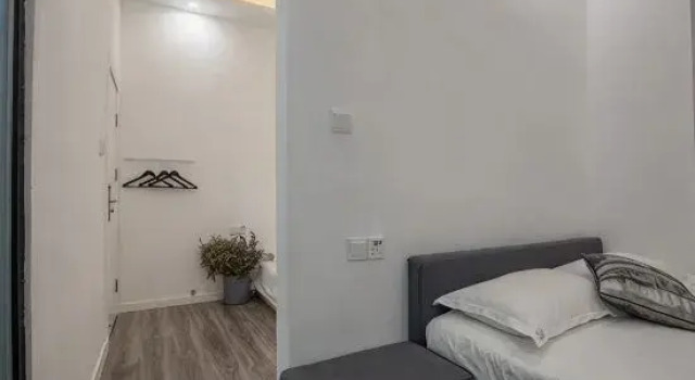 Полулюкс Mountain Behide Seaview Hostel