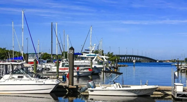 Коттедж с 3 комнатами Bird Section Punta Gorda Isles, Dog Friendly, Canal, Kayaks 3 Bedroom Home
