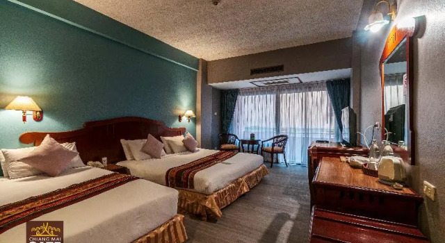 Трёхместный номер Deluxe с балконом Chiangmai Gate Hotel