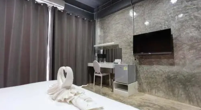 Na Sangsiri Hotel, Забронировать Отель Сурин Surin Province