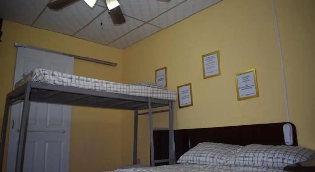 Orison Hostels Managua, Prenota Ostello Hotel a Managua Region con parcheggio, Parcheggio